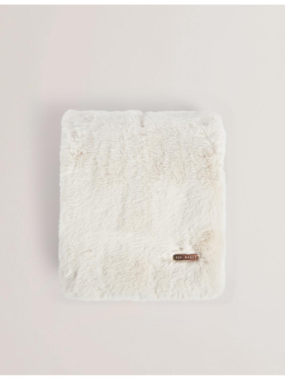 Bufandas Ted Baker EMAAAAS - Faux Fur Loop-Through Stole Mujer Blancas | GNBS-08914