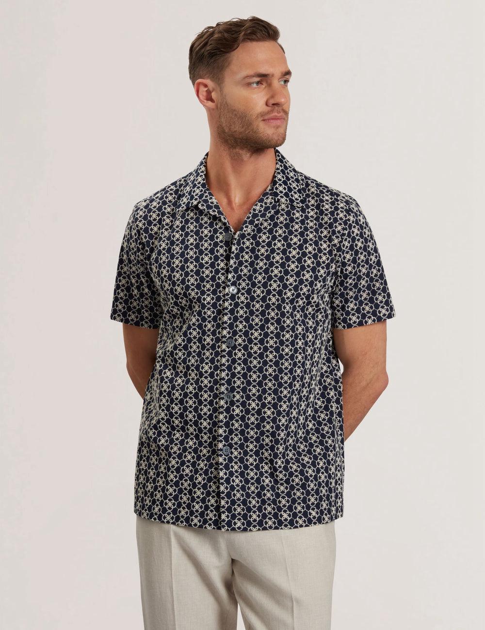 Camisas Ted Baker FINLAYS - Short Sleeve Relaxed Embroidered Hombre Azul Marino | TYEU-89501
