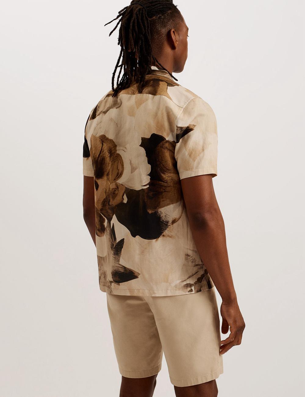 Camisas Ted Baker HENRIS - Short Sleeve Relaxed Floral Print Hombre Ecru | WHFN-35974