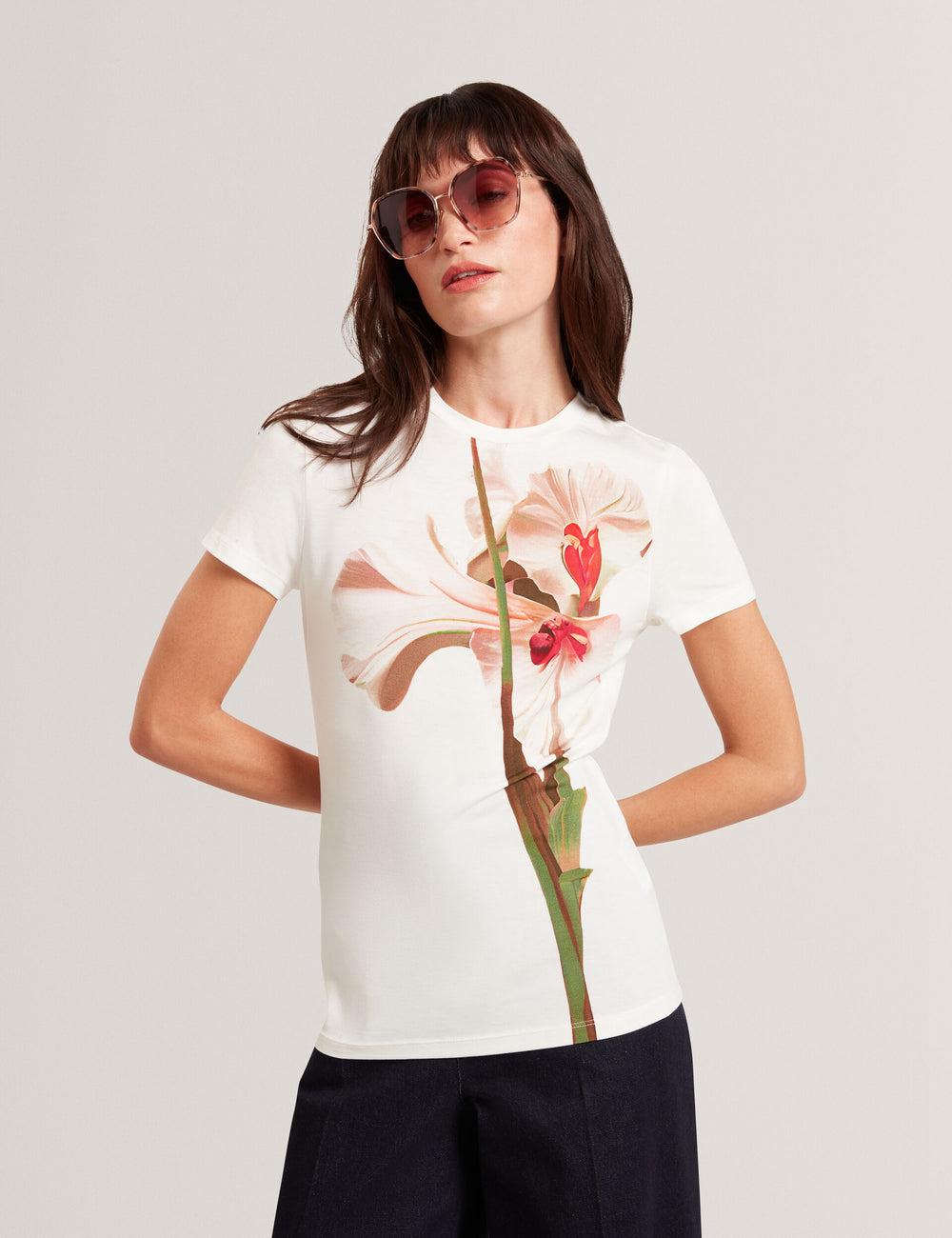Camiseta Ted Baker MEELIEE - Floral Graphic Fitted Crew Neck Mujer Rosas | SYKG-95634