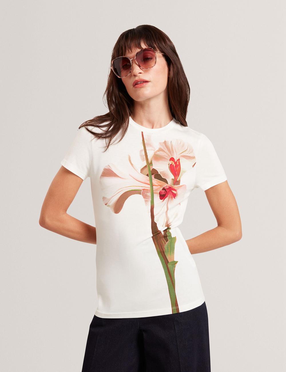 Camiseta Ted Baker MEELIEE - Floral Graphic Fitted Crew Neck Mujer Rosas | SYKG-95634