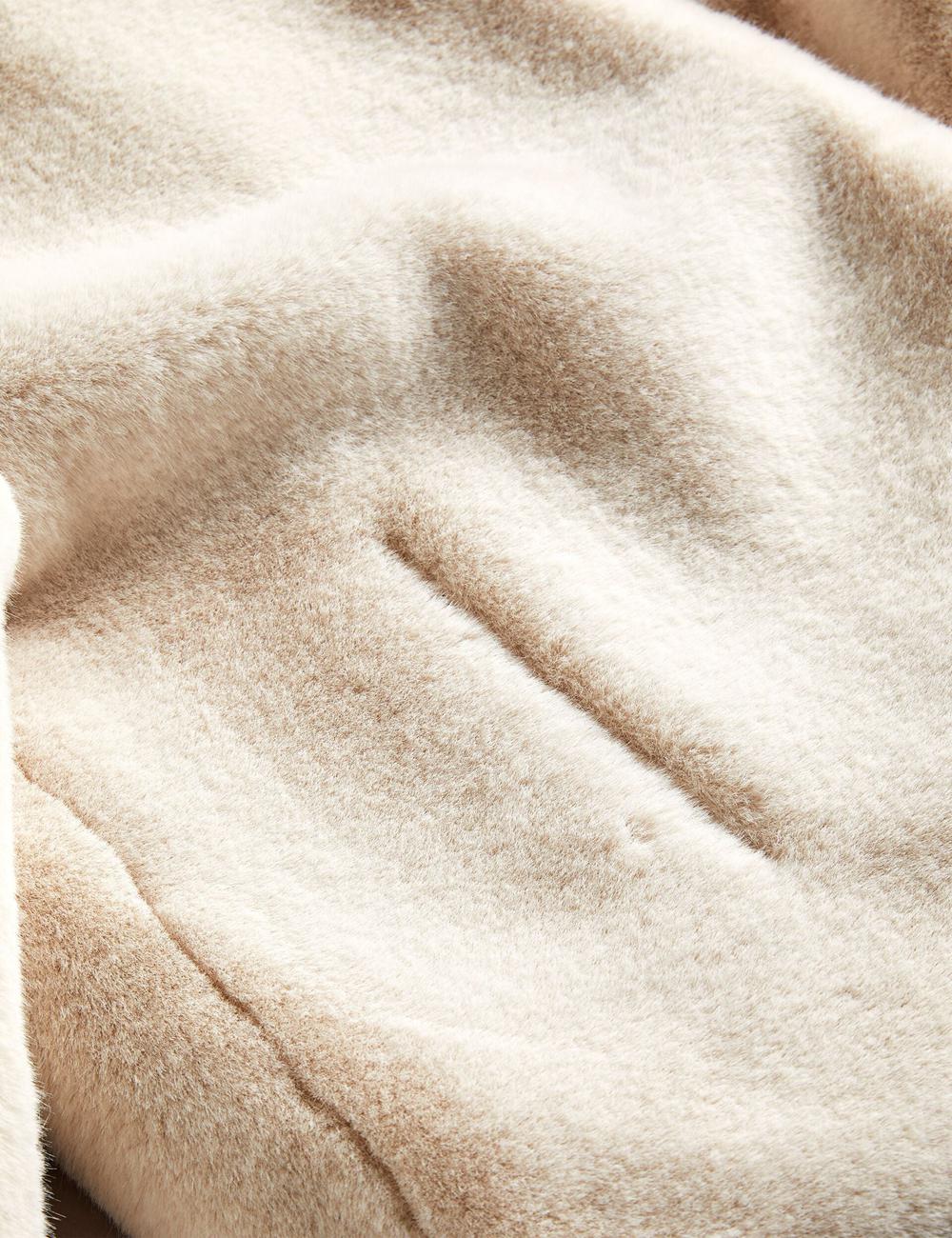 Chaquetas Ted Baker LILIAM - Faux Fur Collared Short Coat Mujer Ivory | GBKL-29854
