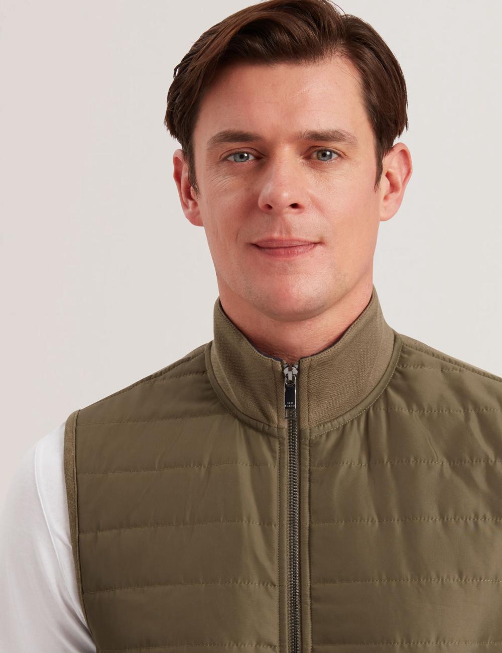 Gillets Ted Baker ATHO - Quilted Funnel Neck Zip-Up Hombre Verde Oliva | EMBY-15940