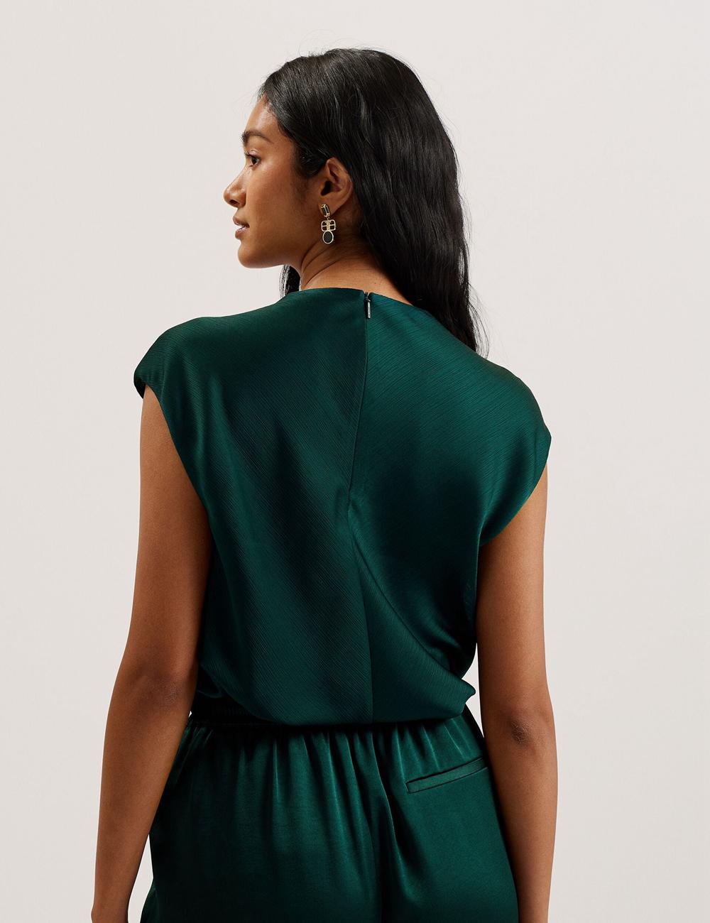 Jerséis Ted Baker MISRINA - Drape Neck Detail Satin Top Mujer Verde | POGJ-42175