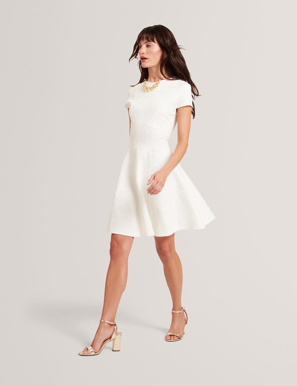 Mini Vestido Ted Baker CLODAA - Embroidered Short Sleeve Skater Mujer Ivory | TDUB-81206