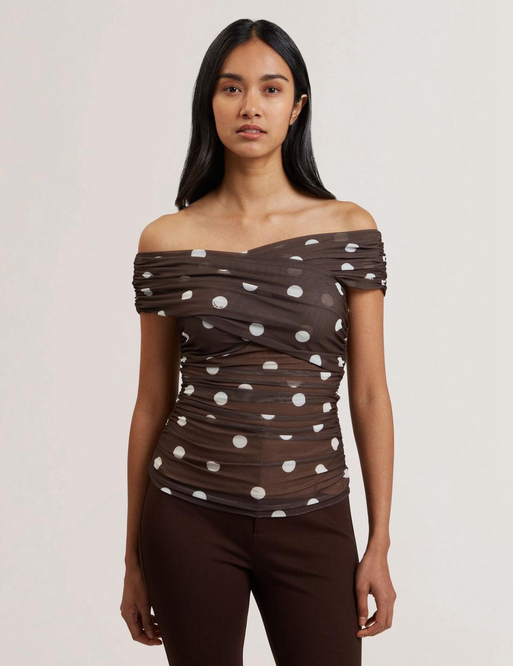 Tops Ted Baker ZAAMO - Off-the-Shoulder Polka Dot Mesh Mujer Marrones | ACTF-87190